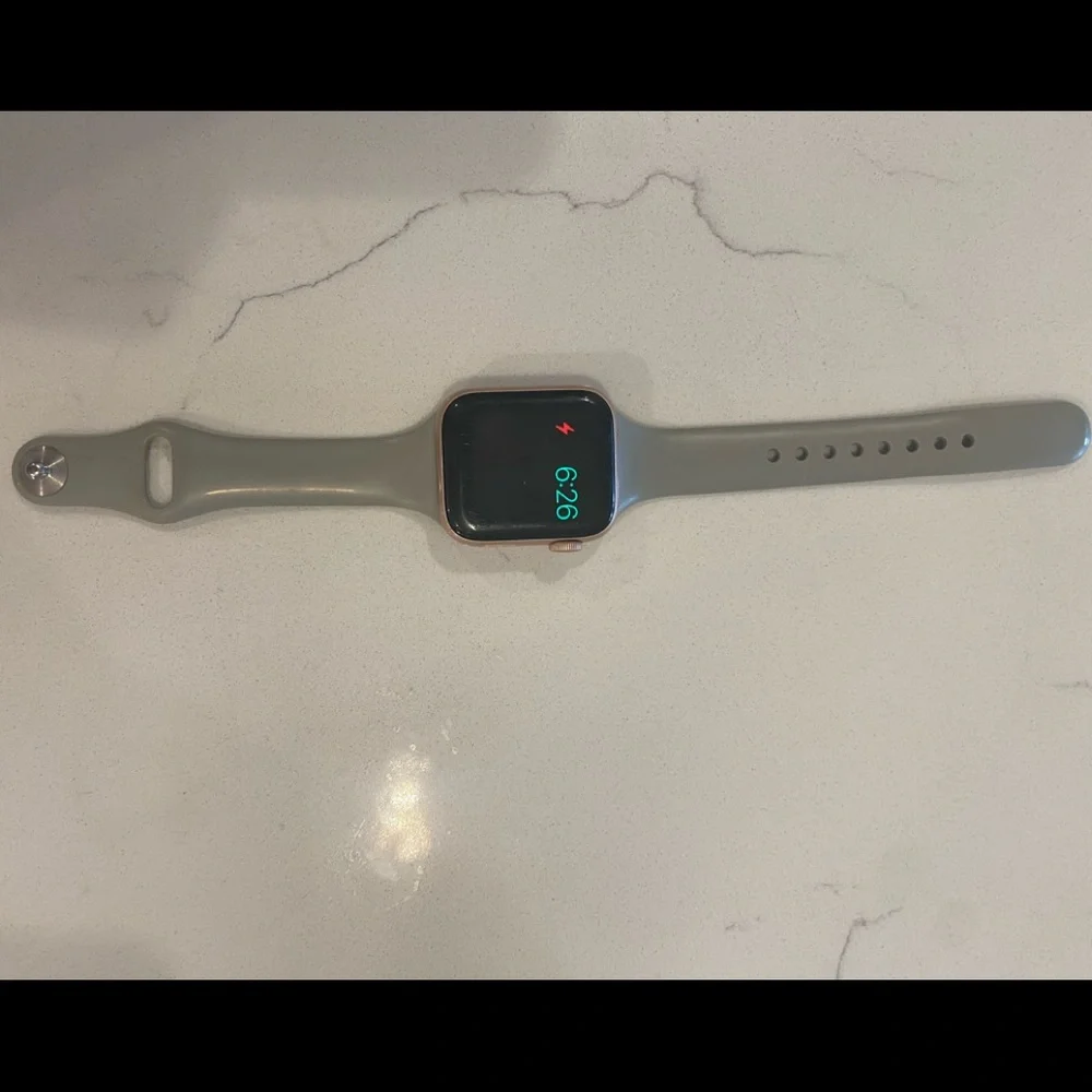 Rose gold series 4 Apple Watch